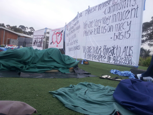 Photo thanks to the Refugee Action Collective.